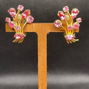 Elegant Pink and Gold Earrings, vintage, clip on